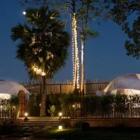 PaPa Q suite Resort, hotel u gradu 'Roi Et'
