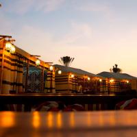 Al Khayma Camp "Elite Camping & Dining in Experience", hotel a Hunaywah