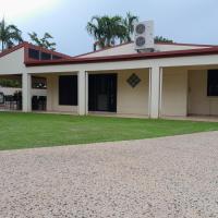 Large 4 Bedroom Suburban Gem, hotel near Darwin International Airport - DRW, Casuarina