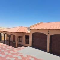 JJP SELF CATERING - Three bedroom house, hotell i nærheten av Luderitz lufthavn - LUD i Lüderitz