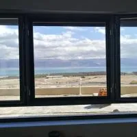 Charming unit in Dead Sea, hotel di Ovnat