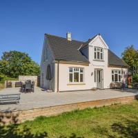 Awesome Home In Anholt With 6 Bedrooms And Wifi