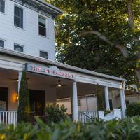 The St Laurent Guest Rooms