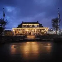 Café Brasserie Het Heerenhuis, hotelli kohteessa Het Kalf