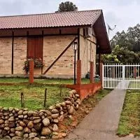Caminhos da Serra do Tabuleiro - Chalé das Árvores,聖博尼法喬的飯店