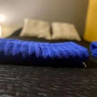 Huttu 2 - Ihqu kaksio mahtavalla sijainnilla, hotel sa Iisalmi