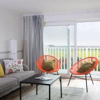 Bright & modern Sussex seafront home Great views