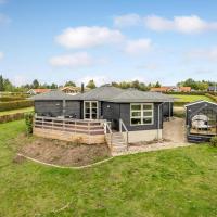 Amazing home in Bog By with 3 Bedrooms and WiFi, hotel in Bogø By