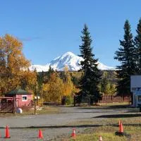 Nicolai's Mine Camp, hotel en Copper Center