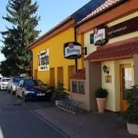 Ubytování u Smrku, hotel in Jeneč