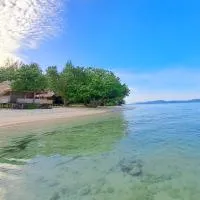 Raja Ampat Jousuba Homestay, hotel v destinaci Minyaifuin