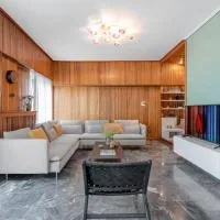 Foothills of Acropolis-Thissio 3 bdrm apartment