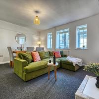 Brewery Loft - 3 Bedroom Bright Spacious apartment in the centre of town, Wifi, Netflix
