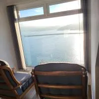 Seasidesteps, hotel em Fishguard