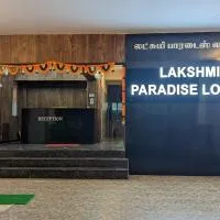 Lakshmi Paradise Lodge A/C, hotel i Pollāchi