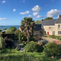 Les Chambres du Mad, hotel em Henvic