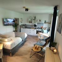 Cozy House + natuurtuin, eigen keuken en badkamer