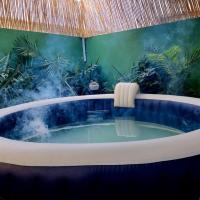 Cozy private jaccuzi spa apartment and swimming pool