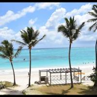 Luxury beach en Sunset Residences 33, hotel in Punta Cana