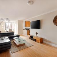 Luxurious 3 Beds 2 Baths By Central Park