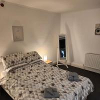 Nice cosy flat. Walking distance to city
