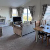 Beautiful 2-Bedroom Lodge with Spectacular Views, hotel di Hartlepool