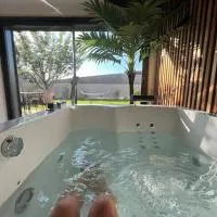 ESCAPE ZEN Oasis tropicale & Spa privatif, ξενοδοχείο σε Loon-Plage