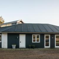 Guesthouse Tradsborgvej, hotel dekat Bandara Esbjerg - EBJ, Tjæreborg