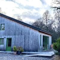 Betula Chalet – coast & country in the Highlands