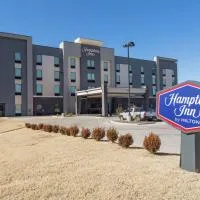 Hampton Inn Mustang, hotel a Mustang