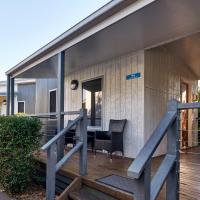 NRMA Sydney Lakeside Holiday Park, hotel in Narrabeen