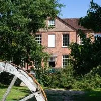 Trading Boundaries, hotell i Uckfield