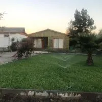 Cabaña en San Javier de Loncomilla,, hotel v destinácii Linares