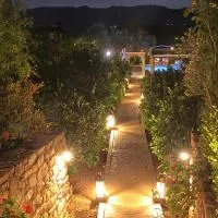 Venetis Luxury Apartments, hotel en Chios