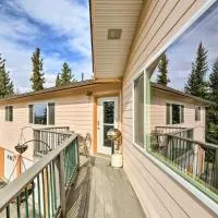 Hillside Anchorage Home by Hiking & Biking Trails!, hotel v mestu Anchorage