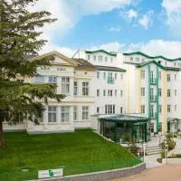 Garni Eden Hotels، فندق في آلبيك