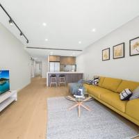 Luxuary 3 Bedroom Apt with Large internal space, hotel in Sydney