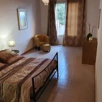 CHEZ ISABELLE, ξενοδοχείο σε Luri