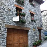 Habitatge familiar de Can Bota Batllo, hotel en Setcases