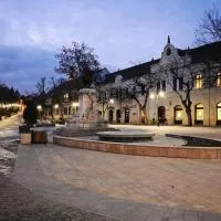 Szekszárd Szálló, hotel v destinaci Szekszárd