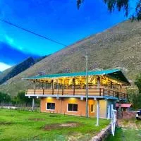HOTEL MIL ESTRELLAS-TOROTORo, hotel u gradu Torotoro