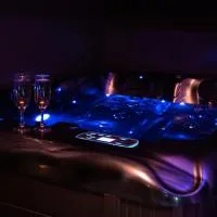 PAUSE NATURE SORBAIS Chambre avec SPA, HAMMAM Shower, SAUNA, STREAMING et arrivée autonome, hotell sihtkohas Sorbais