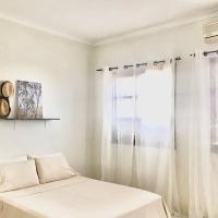 Bright Apartment Close to the Beach & City Center、プライア、Prainhaのホテル