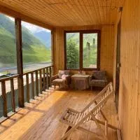 Shio's Stonehouse, hotel di Tusheti