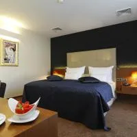 Mikado Hotel, hotel u gradu Nitra
