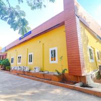 Via Airport Stay Inn - Nr Hyderabad International Airport, Shamshabad, hotel cerca de Aeropuerto Internacional Rajiv Gandhi - HYD, Hyderabad