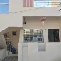 SARDAR HOME STAY, khách sạn ở Garudeshwar