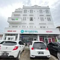 De capitol Hotel Syariah, hotel v destinácii Patjinongong
