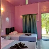 Osman homestay、Sukauのホテル
