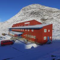 Sulisartut Højskoliat，QaqortoqNarsaq Heliport - JNS附近的飯店